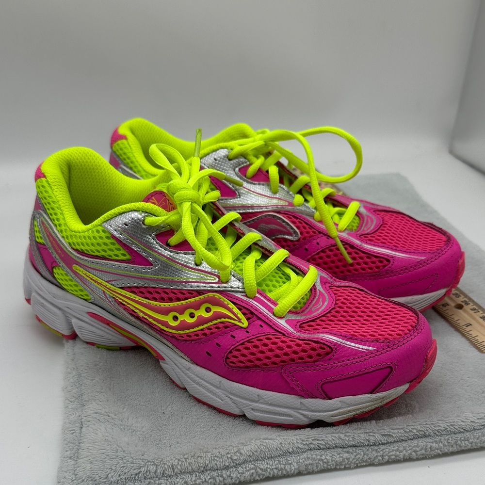 Saucony Cohesion 8 Ltt Running Shoes, Size 6M Women’s